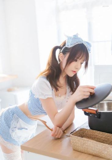 亚洲av久久av_超清电影免费在线