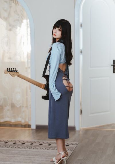欧美泳装2019模特大赛_1080高清视频播放
