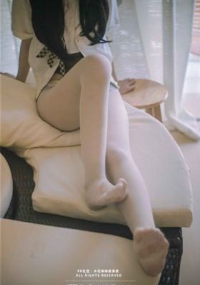 亚洲一区二区师生制服_720免费在线播放