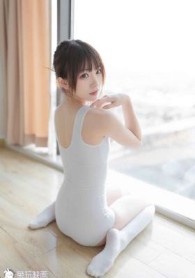 国产学生粉嫩泬无套在线观看_国语版完整版