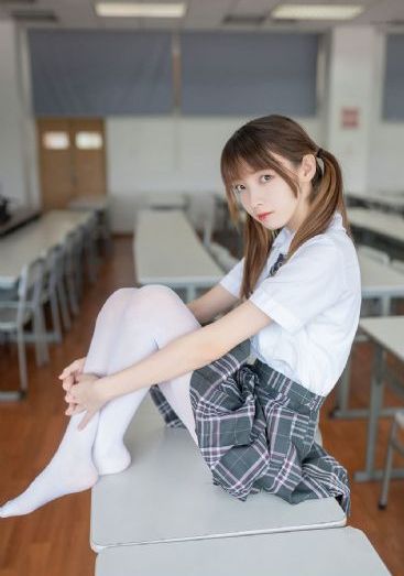 欧美丰臀妇_高清高清迅雷在线观看