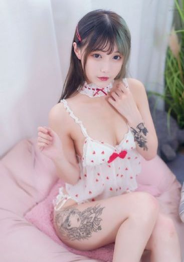欧美桌子_国产剧电影完整版在线观看