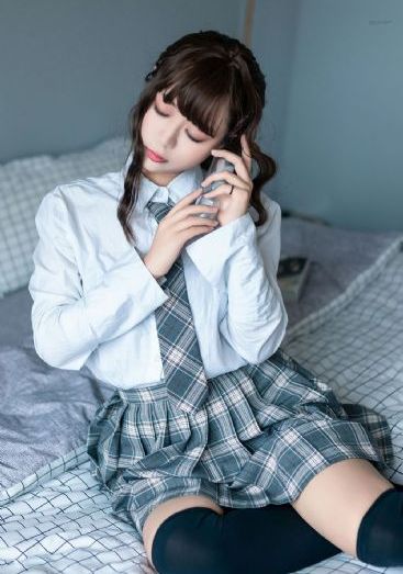 8888日子极品精品自拍_4K完整在线观看
